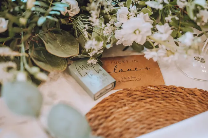 table placing