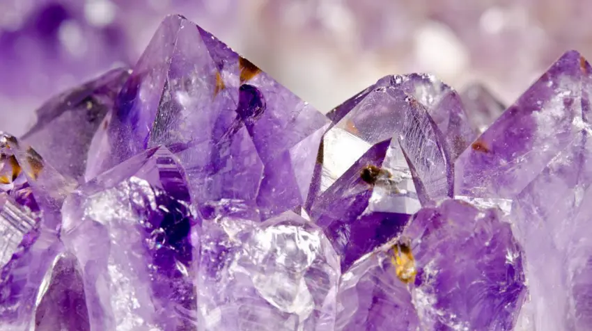 Trend Alert: Healing Crystals