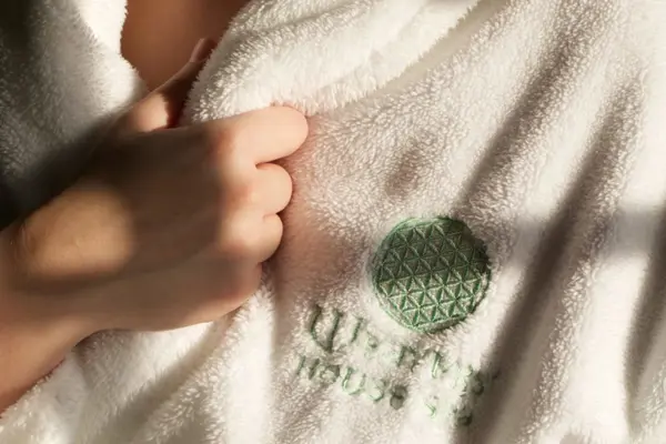 Weavers' House Spa bath robe