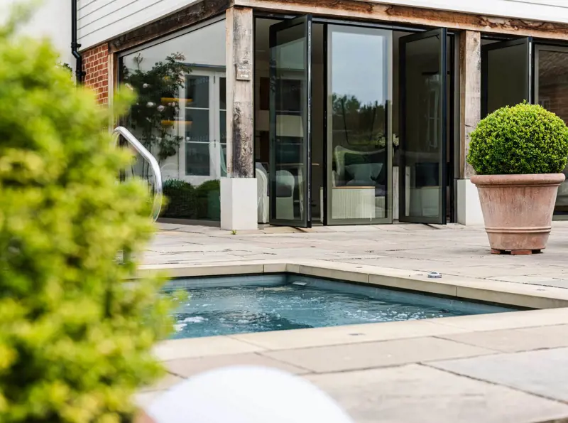 Weavers' House Spa Pool