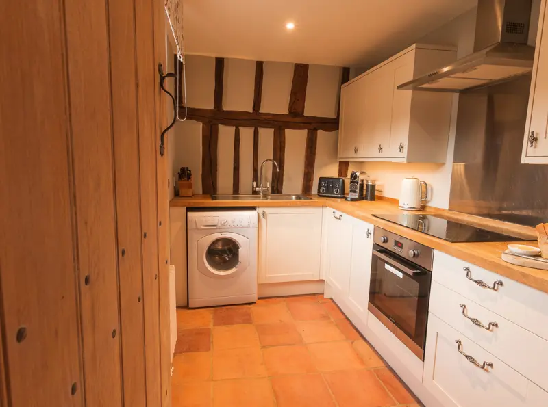 The Priory Dairy, Lavenham, self-catering, kitchen 