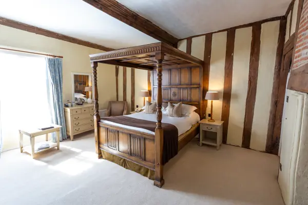 Four poster bed
