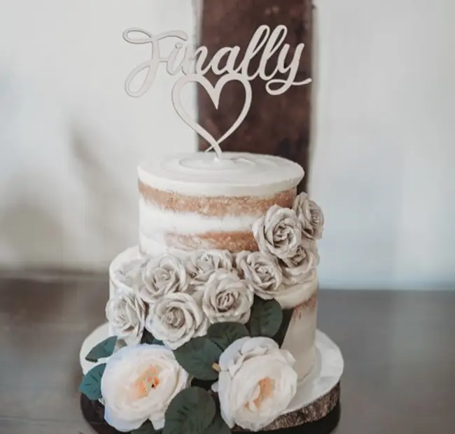 Decorated wedding cake on stand